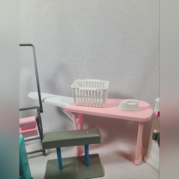 Vintage Barbie So Much To Do Laundry Washer Dryer Mattel 1995 LAUNDROMAT- Rare - Picture 8 of 11